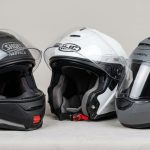 Kaski motocyklowe – jak wybrać bezpieczny i wygodny model na każdą trasę